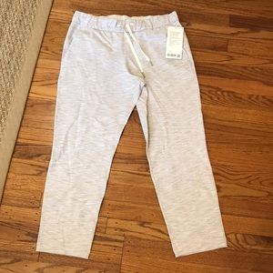 Lululemon On the fly pant 25” grayBRAND NEW w/ tag